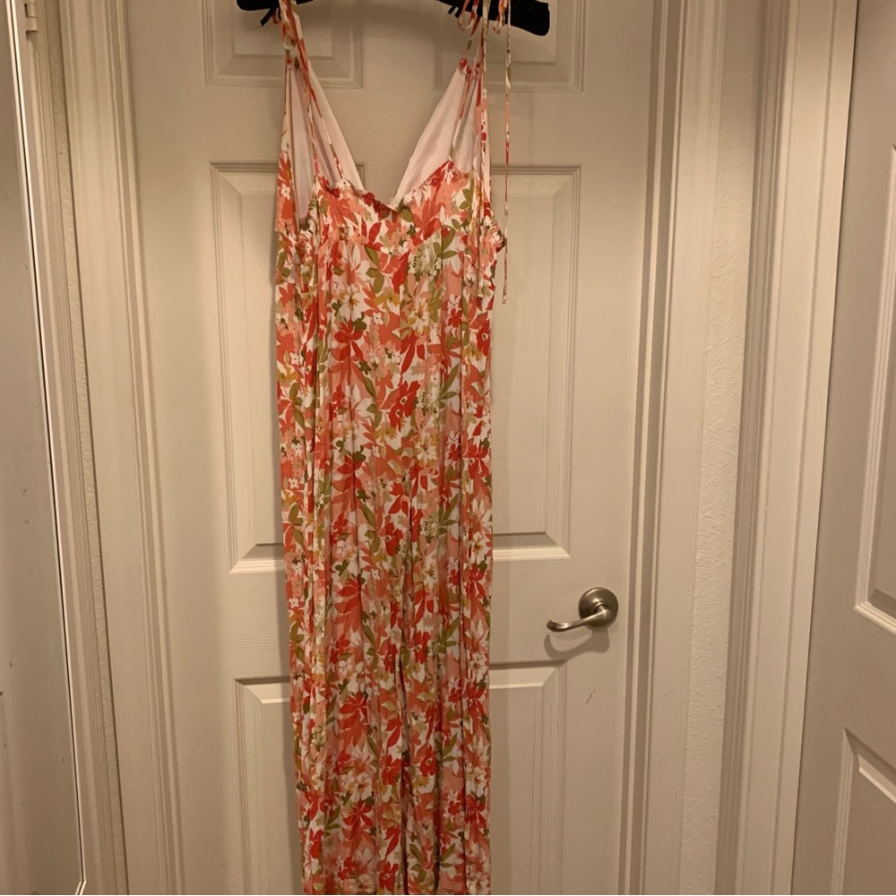 Timing Floral Patterned Garment - Picture 2 of 6